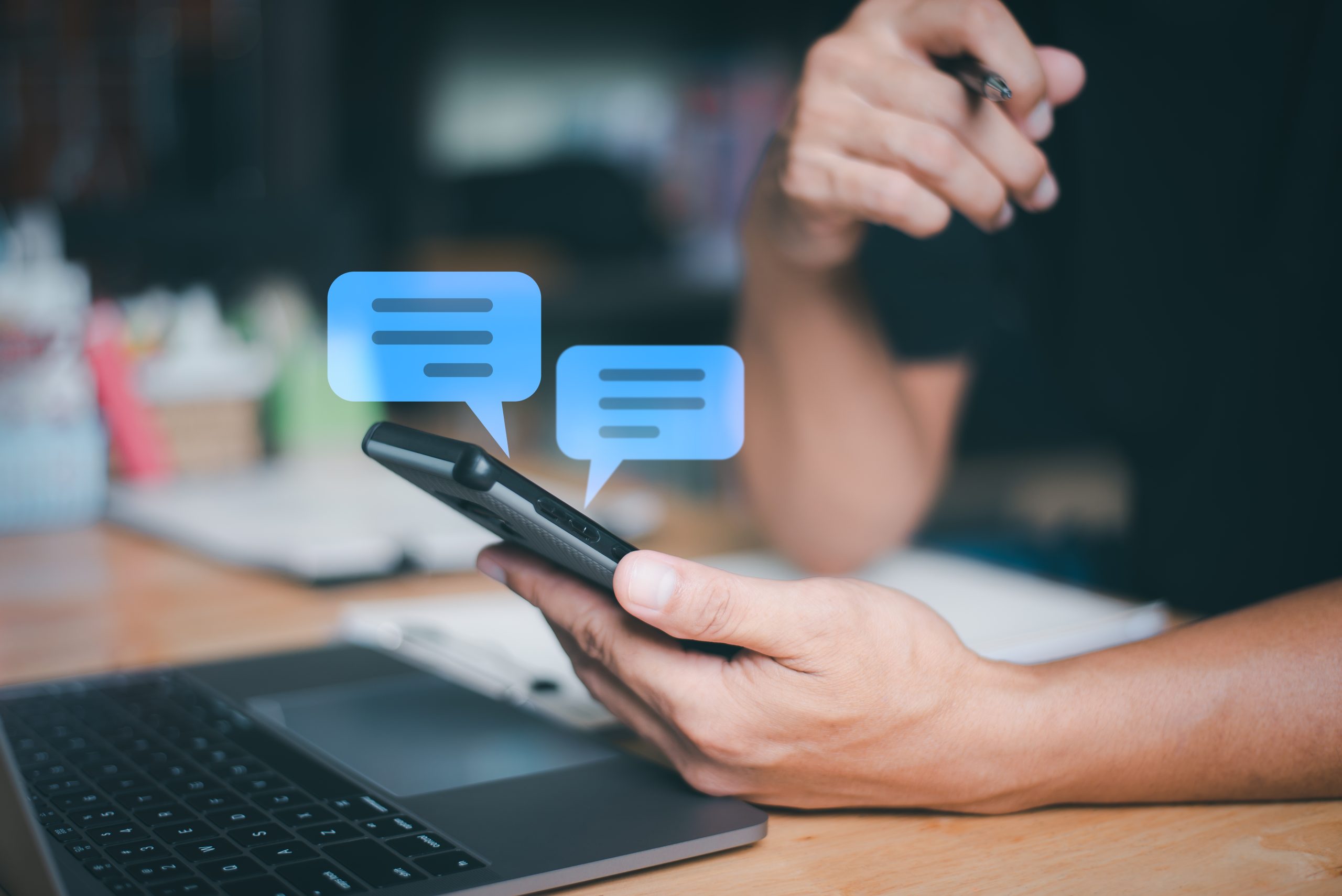 Operators use smartphones to chat online messages to provide customer information, digital communication technology concepts, message or social network conversations, and chat opinions.